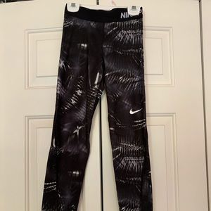 Nike Pro Dri-Fit leggings